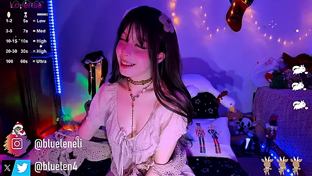 Snapshot of bluelen chatting on January 5, 7:49 am bluelen online show from January 5, 7:49 am