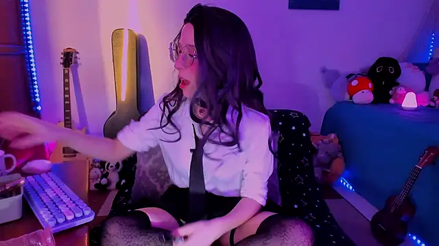 Snapshot of bluelen chatting on March 7, 11:51 am bluelen online show from March 7, 11:51 am