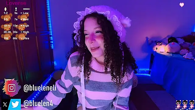 Snapshot of bluelen chatting on September 14, 8:35 am bluelen online show from September 14, 8:35 am