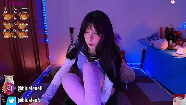 Snapshot of bluelen chatting on September 27, 11:48 am bluelen online show from September 27, 11:48 am