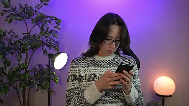 Snapshot of SrLuis18 chatting on December 1, 11:25 pm SrLuis18 online show from December 1, 11:25 pm