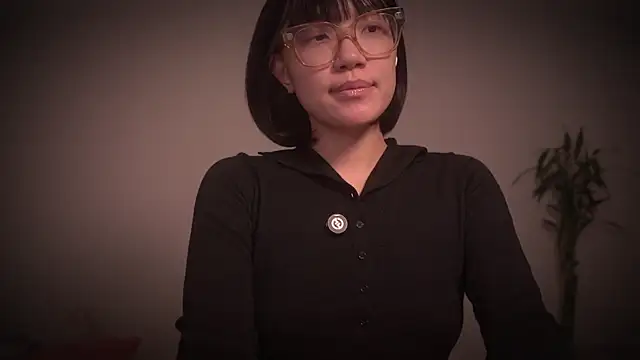 Snapshot of meganmei666 chatting on November 20, 2:45 am meganmei666 online show from November 20, 2:45 am