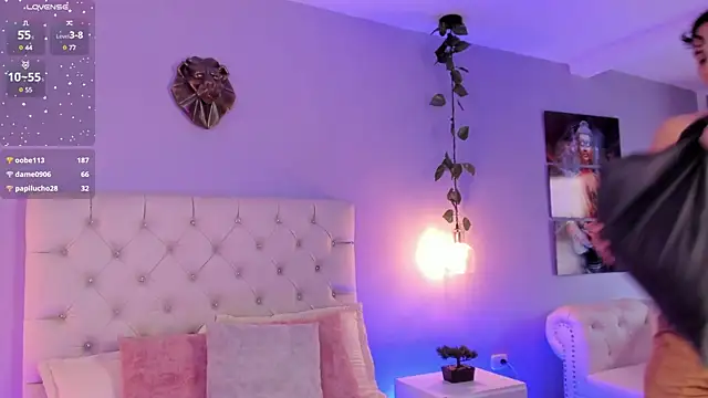 Snapshot of Brann_tadzio chatting on February 18, 12:49 pm Brann tadzio online show from February 18, 12:49 pm