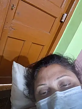 Snapshot of kunjan789 chatting on February 24, 4:16 am kunjan789 online show from February 24, 4:16 am