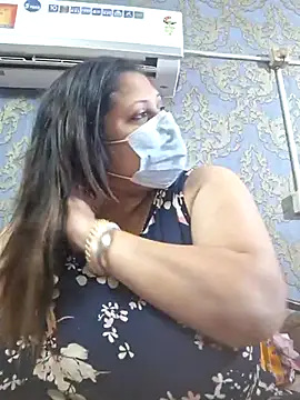 Snapshot of kunjan789 chatting on March 20, 6:09 pm kunjan789 online show from March 20, 6:09 pm