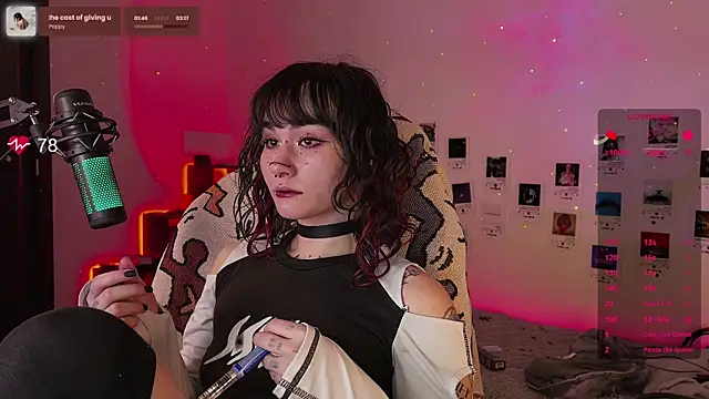 deadlysweet online show from October 1, 1:22 am