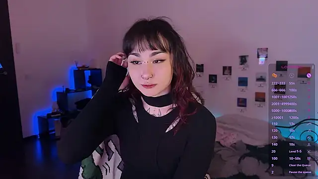 deadlysweet online show from March 8, 12:52 am