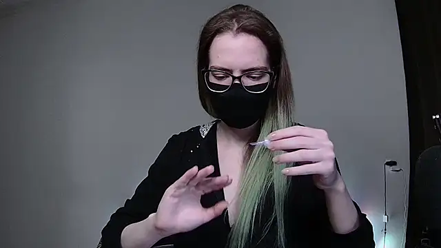 Snapshot of amber_candyfloss chatting on December 21, 8:32 pm amber candyfloss online show from December 21, 8:32 pm