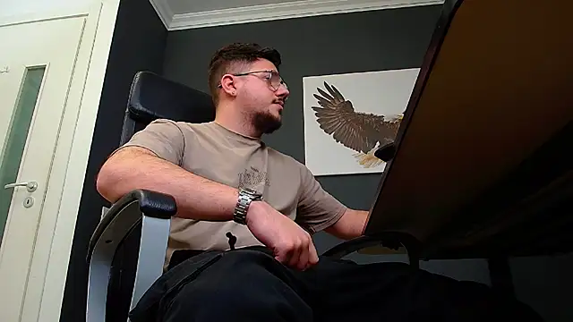 JoshKnights online show from February 5, 9:15 am