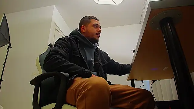 JoshKnights online show from October 7, 4:42 am