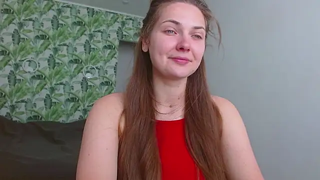 Snapshot of Olivia_shine chatting on June 21, 4:26 am Olivia shine online show from June 21, 4:26 am