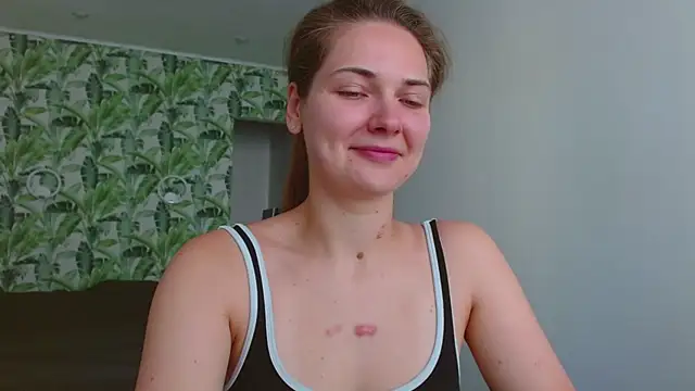 Olivia shine online show from August 3, 4:22 am