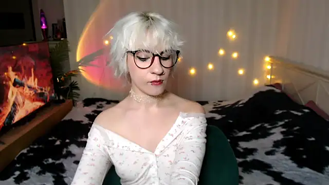  Moonlight t online show from November 22, 8:02 am