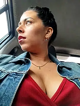 Emily Wane online show from November 3, 3:13 pm