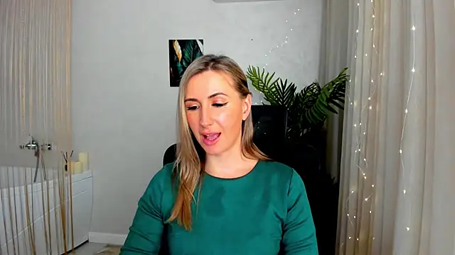 PassionGlow online show from March 17, 3:40 pm