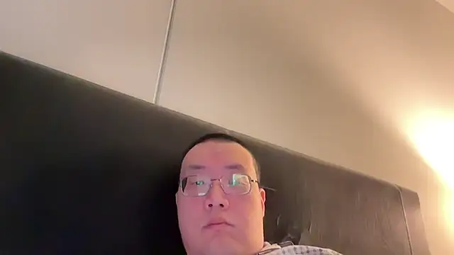 Snapshot of slaveasianboy chatting on February 2, 2:34 pm slaveasianboy online show from February 2, 2:34 pm