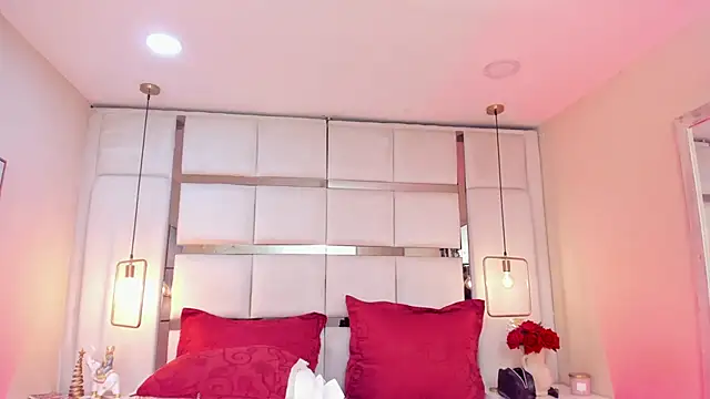 Snapshot of elizavenus chatting on December 1, 2:27 am elizavenus online show from December 1, 2:27 am