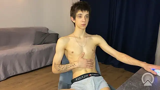 Snapshot of yoy_dee_oh chatting on December 4, 1:09 pm yoy dee oh online show from December 4, 1:09 pm