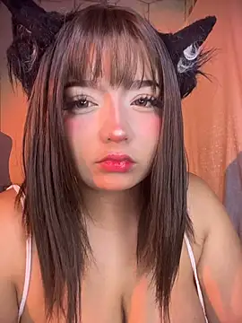 CharlotteMillers online show from July 18, 11:25 am