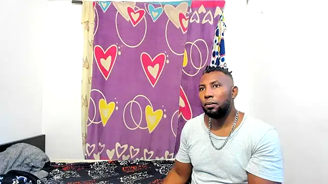 Snapshot of 1mateobigcook chatting on November 28, 12:24 am 1mateobigcook online show from November 28, 12:24 am