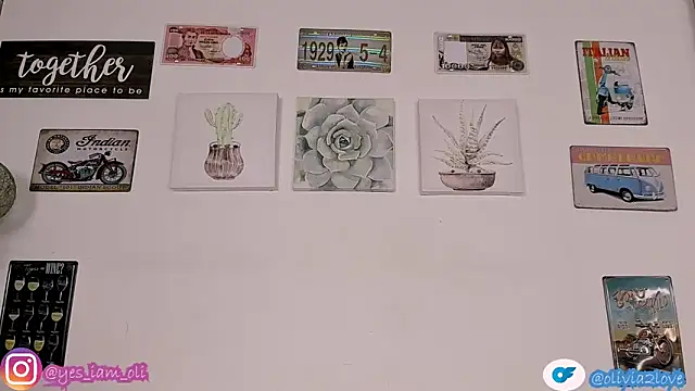 Snapshot of olivia22love chatting on November 1, 11:18 pm olivia22love online show from November 1, 11:18 pm