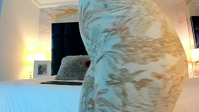 EVELIN MASON online show from October 2, 7:43 pm