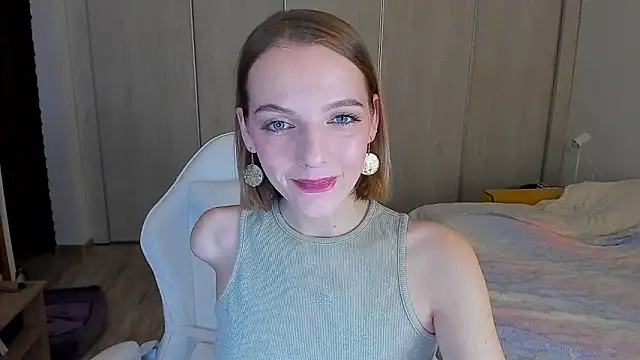 Snapshot of ice_pixie chatting on February 4, 4:57 pm ice pixie online show from February 4, 4:57 pm