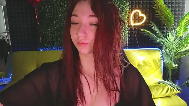 YasmineWest online show from March 22, 7:25 am