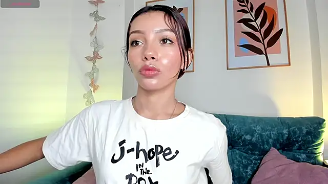 amysc online show from March 1, 1:51 pm