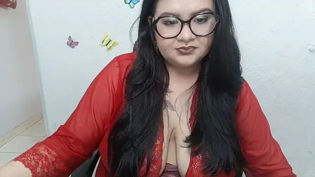 hottiechubbyy online show from December 4, 6:38 pm