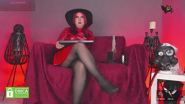 Snapshot of shaaroon_gold chatting on November 8, 4:45 am shaaroon gold online show from November 8, 4:45 am