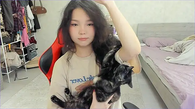 Snapshot of wastforu chatting on November 21, 8:24 am wastforu online show from November 21, 8:24 am