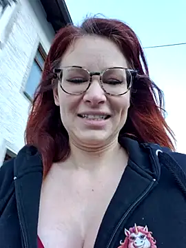 die-EinHORNY-WG online show from September 15, 6:02 am