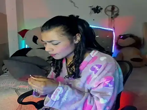 Lilithsabeth online show from December 20, 11:12 pm