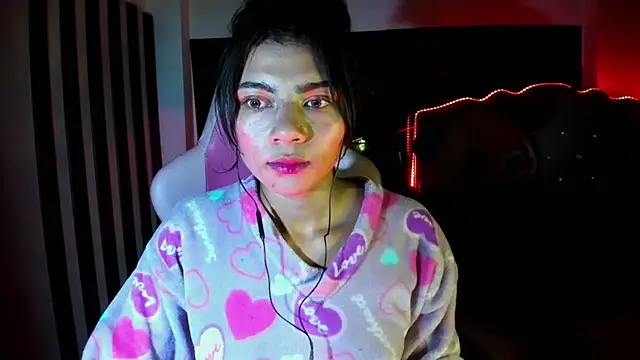 Snapshot of Lilithsabeth chatting on June 17, 3:57 pm Lilithsabeth online show from June 17, 3:57 pm