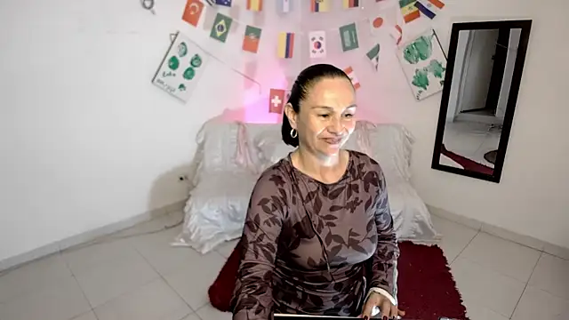 lollita 23  online show from July 18, 8:01 pm