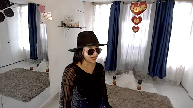 lollita 23  online show from August 6, 8:22 pm