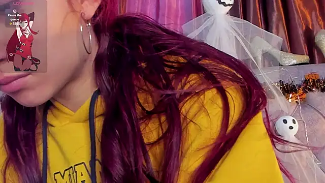  Scarlett 01 online show from October 19, 1:34 pm