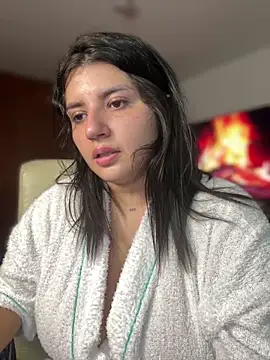 horny roomiess online show from February 25, 12:36 am