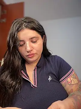 horny roomiess online show from May 29, 11:58 pm