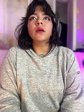 JulianaCastillo online show from January 20, 6:21 am