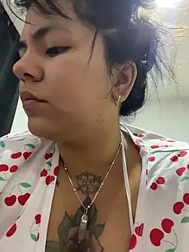 JulianaCastillo online show from February 5, 9:14 am