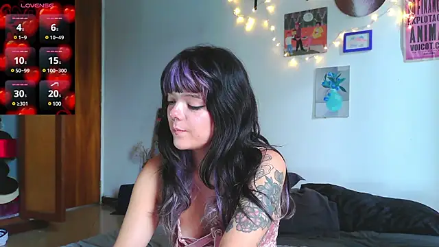 purple em69 online show from December 21, 8:00 pm