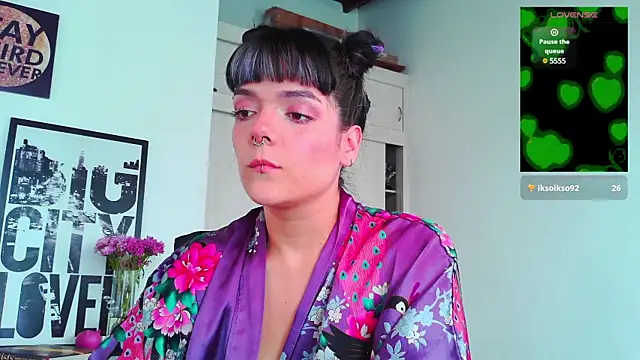 purple em69 online show from February 8, 7:38 pm