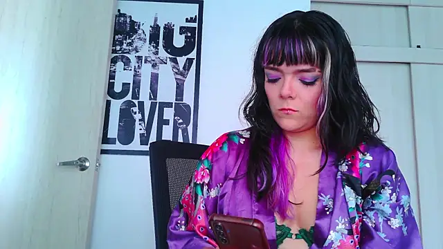 purple em69 online show from September 16, 5:25 pm