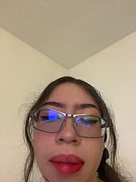 CoreAlejito online show from April 26, 8:28 pm