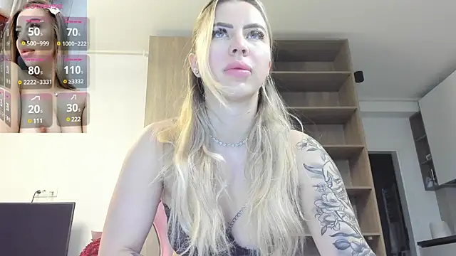 Snapshot of Megan_Ros chatting on March 18, 5:20 am Megan Ros online show from March 18, 5:20 am