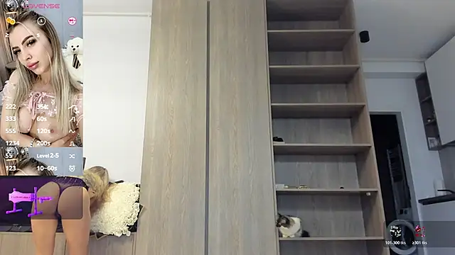 Snapshot of Megan_Ros chatting on November 24, 6:35 am Megan Ros online show from November 24, 6:35 am