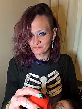 renegade vyxxen online show from March 12, 8:42 am