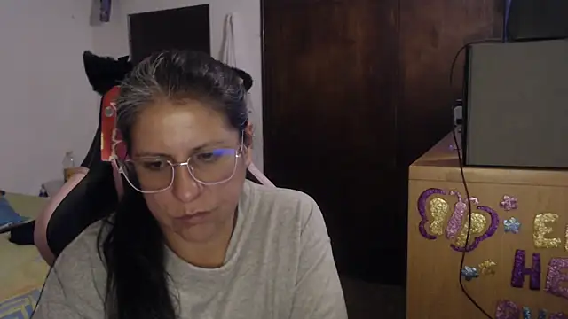 Snapshot of LucifernandaSw chatting on June 1, 1:18 am LucifernandaSw online show from June 1, 1:18 am